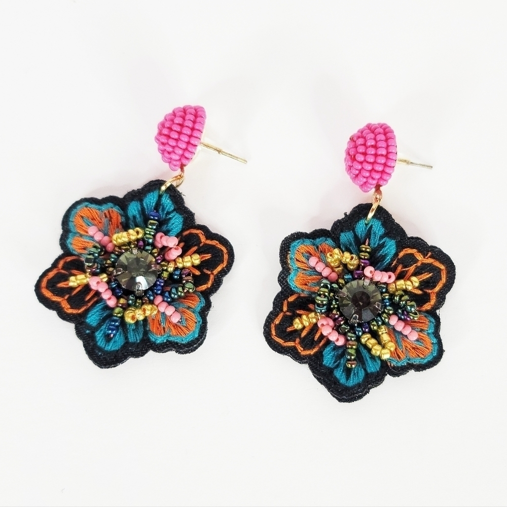 Beaded and Embroidered Flower Stud Earrings NWOT